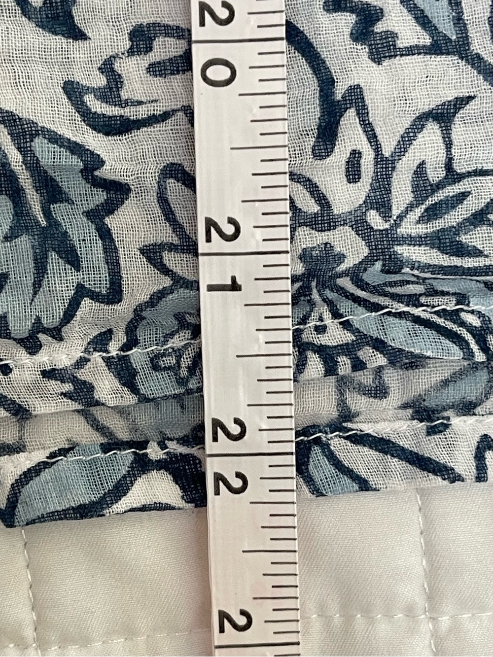 Roller Rabbit Blue Floral Tassel Peasant Boho Top XS Cottagecore Coastal - Picture 8 of 9